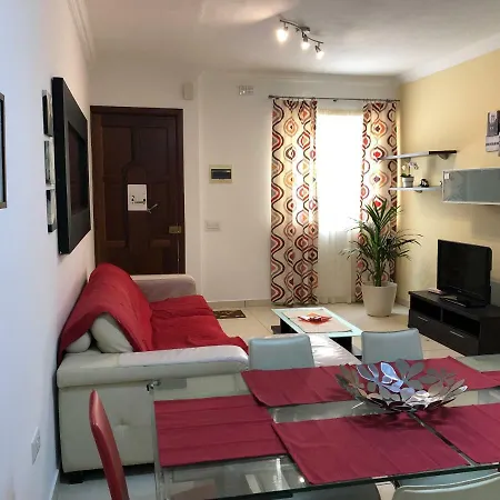 Apartment Modern And Bright 3 Bedroom With Pool *